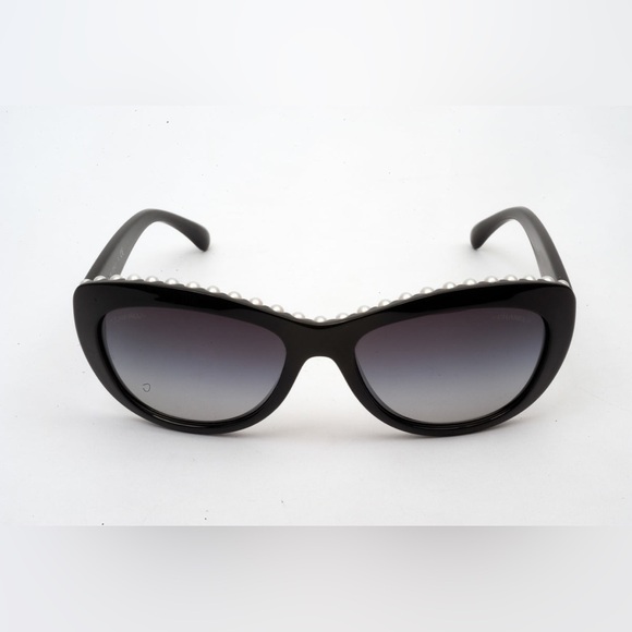 Chanel Black Sunglasses - Picture 8 of 9